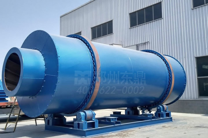 沙子烘干機主要用于干粉砂漿行業(yè)所用的黃砂、河沙及鑄造行業(yè)用于各種規(guī)格型砂的脫水烘干。