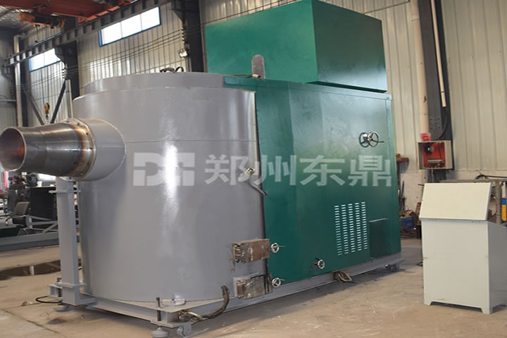 生物質(zhì)燃燒機(jī)是利用生物質(zhì)進(jìn)行能量轉(zhuǎn)換的主要設(shè)備，使用生物質(zhì)顆粒燃料，在燃燒室內(nèi)實現(xiàn)逐漸預(yù)熱、多級配氧、立體燃燒的火焰燃燒系統(tǒng)。