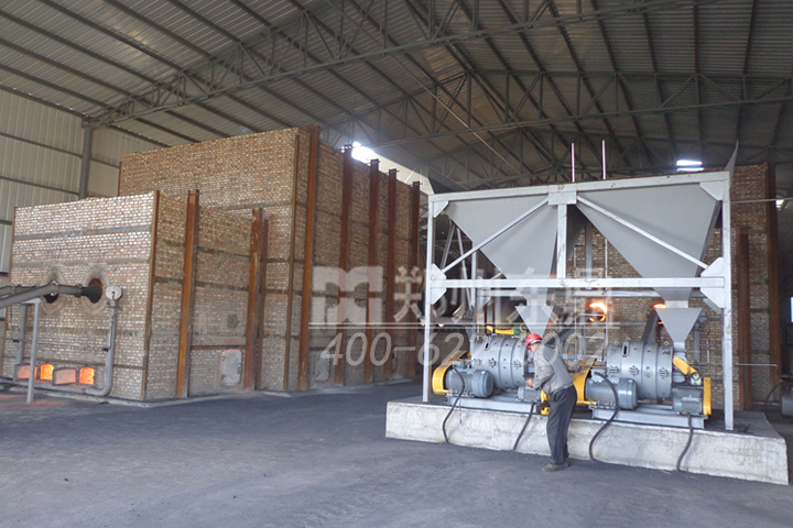 噴燃爐不僅可以燃用破碎的煤粉還可以將干燥過程中收集的煤粉作為燃料，不但解決了干燥煤粉的利用難題，還大大降低了外購燃料成本