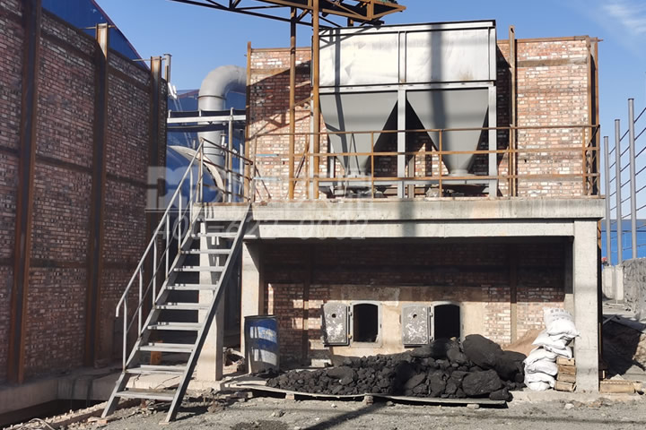 沸騰爐可使用劣質(zhì)燃料，氮化物生成少,易脫硫，具有一定的環(huán)保優(yōu)勢。